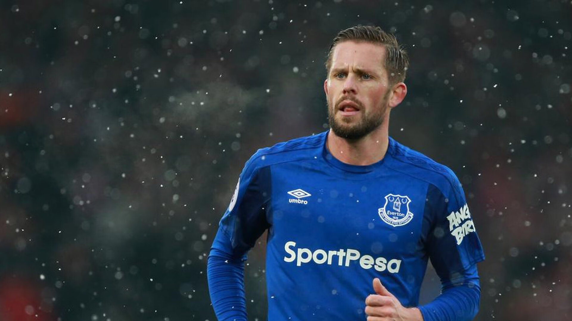 格雷琴·沃尔什蝶泳50米强势夺金，沃格游泳