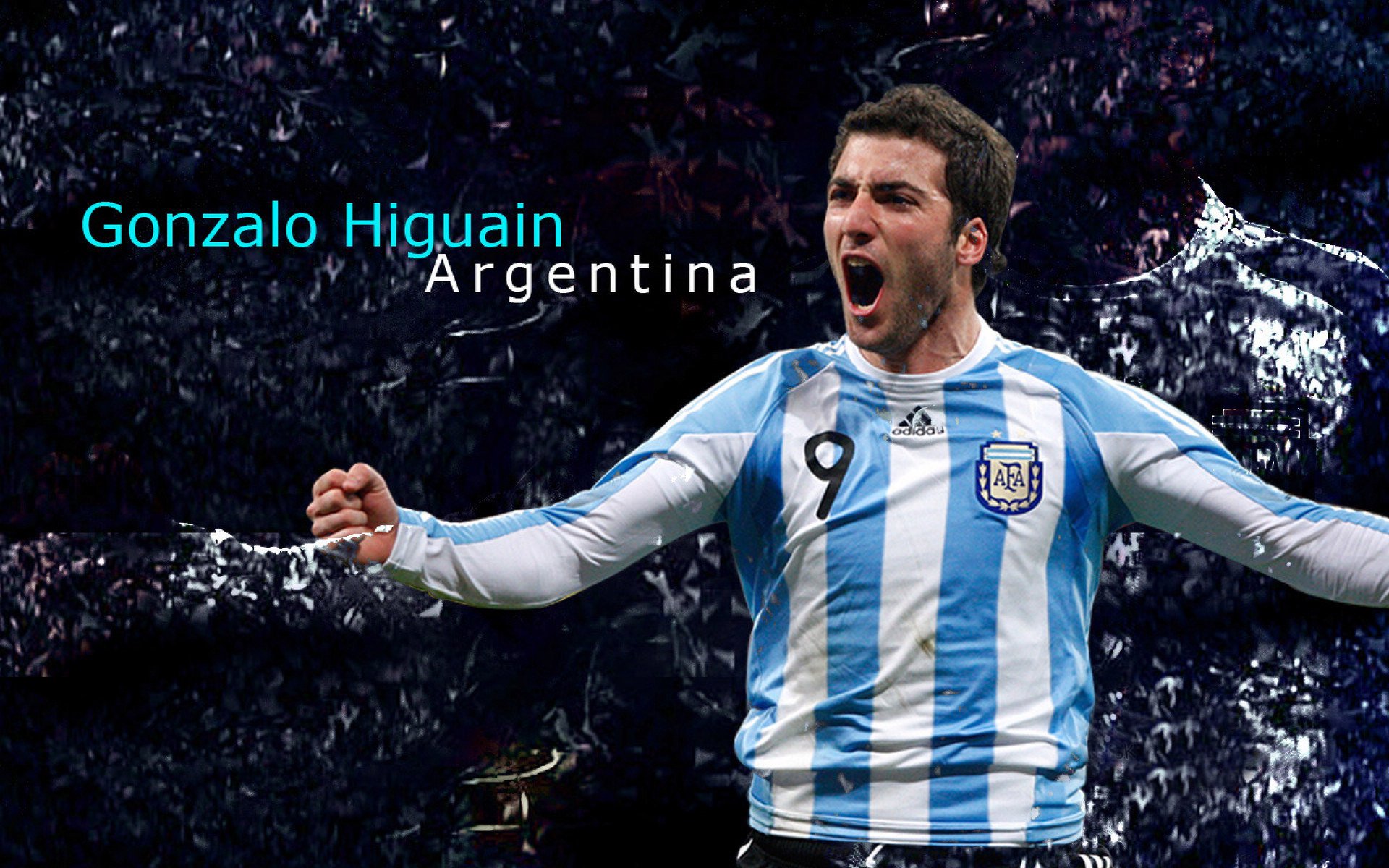 金牌足球赛事在亚洲盛大举行，掀起足球热潮，足球金牌是纯金的吗